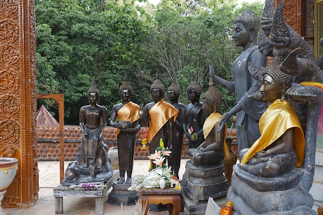Wat Phu Khao Kaew-050